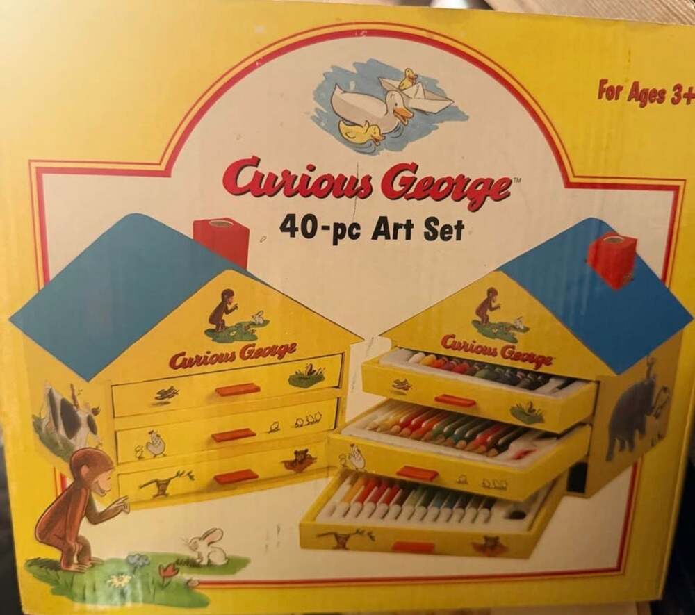 Curious George 40-pc Art Set in Wooden House Box